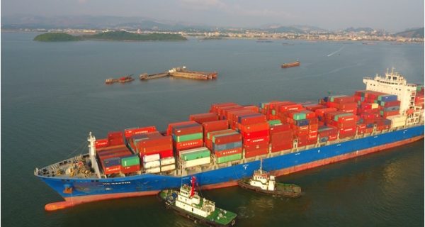 Hàng container qua cảng biển sẽ ngắt đà giảm, tăng trưởng mạnh hai con số?