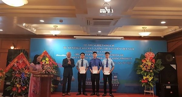 Bế giảng khóa 49 Dự án Nâng cao chất lượng thuyền viên Việt Nam (VSUP)