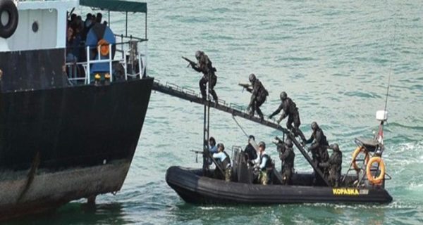 Cảnh báo về nạn cướp biển có vũ trang khu vực phía Đông Singapore
