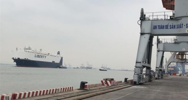 Cảng Tân Vũ xếp dỡ thành công lô hàng thiết bị đặc biệt trên tàu Ro-Ro Liberty Pride