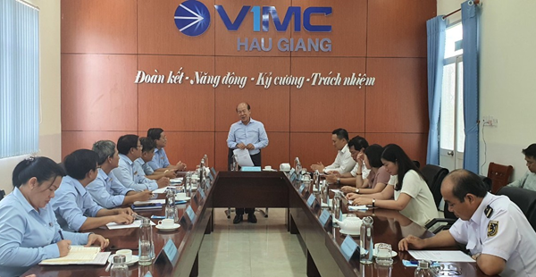 Thứ trưởng Bộ GTVT Nguyễn Văn Công thăm và làm việc tại Cảng Hậu Giang