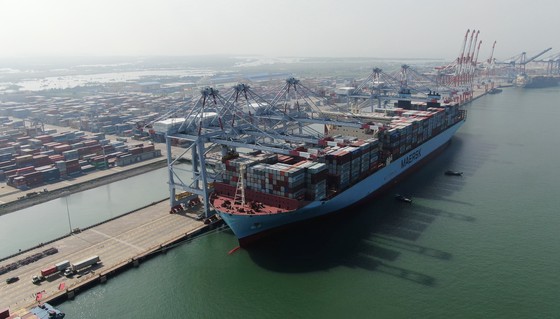 Cảng quốc tế Cái Mép đón tàu container lớn nhất từ trước đến nay