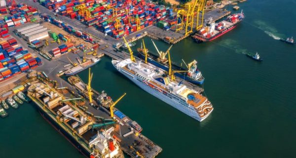 Cảng Đà Nẵng tiếp tục tăng trưởng, đưa hàng hoá khu vực ra thế giới