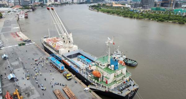 Chính phủ đề nghị Thành phố Hồ Chí Minh xem xét điều chỉnh phí hạ tầng cảng biển trong tháng 7/2022