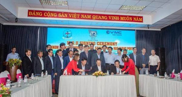 Cảng Sài Gòn, VIMC Hậu Giang và Cảng Phnom Penh ký kết hợp tác phát triển chuỗi logistics.