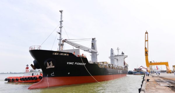 Cảng Cần Thơ đón tàu trọng tải lớn trong chuỗi dịch vụ vận tải container Hải Phòng – Hồ Chí Minh – Cần Thơ