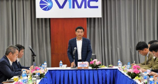 Bộ trưởng Bộ GTVT Nguyễn Văn Thắng làm việc với Tổng công ty Hàng hải Việt Nam