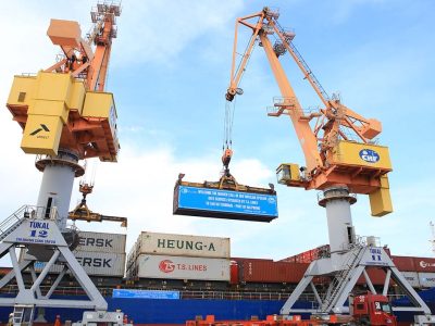 Hãng tàu TS Lines liên kết với hãng tàu Maersk khai thác tuyến dịch vụ NV2 tại Cảng Tân Vũ