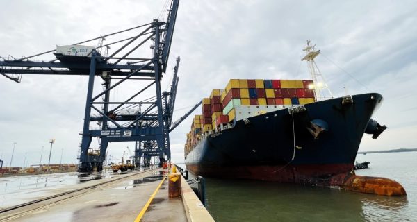 Hãng tàu container lớn nhất thế giới mở tuyến dịch vụ mới tại Cảng SSIT