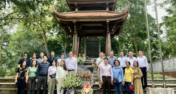 Đảng uỷ Tổng công ty Hàng hải Việt Nam tổ chức về nguồn tại ATK Định Hóa, Thái Nguyên