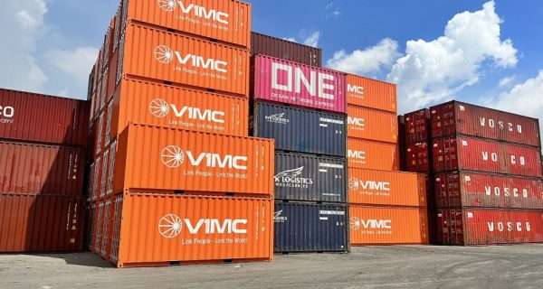 VIMC aims to become No. 1 integrated maritime logistics group in Vietnam