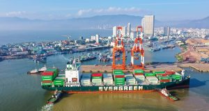 Giá dịch vụ bốc dỡ container phân chia theo từng khu vực