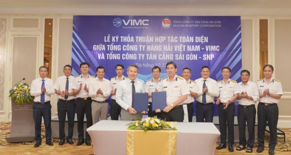 VIMC và SNP ký thỏa thuận hợp tác toàn diện trong lĩnh vực vận tải biển, cảng biển và logistics