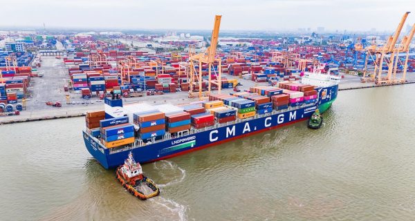 Cảng Tân Vũ đón chuyến tàu đầu tiên chạy bằng khí thiên nhiên hóa lỏng của hãng tàu CMA-CGM