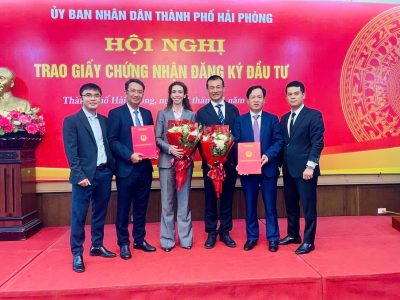 Trao giấy chứng nhận đầu tư cho 2 Dự án liên doanh tại Cảng Hải Phòng