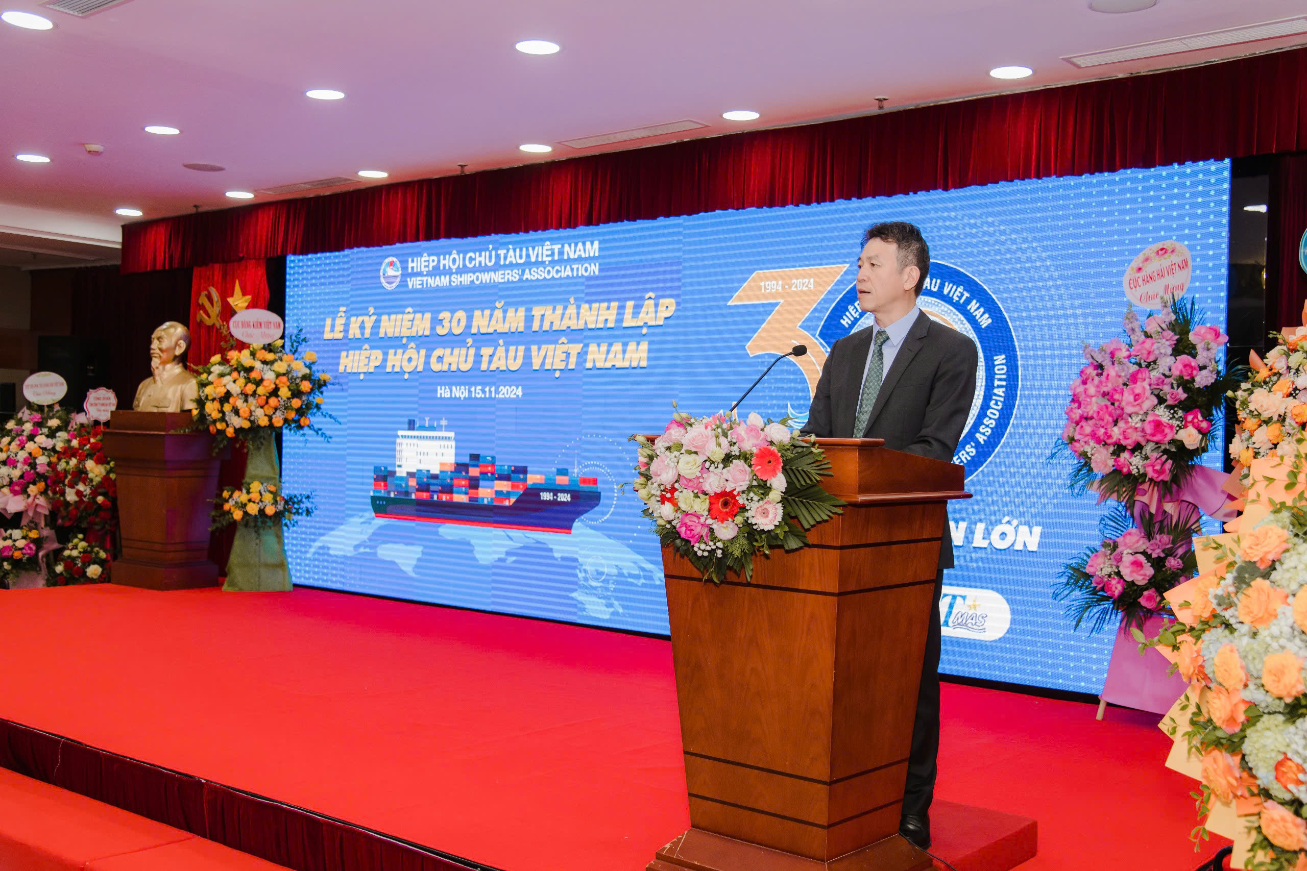 Ông Lê Anh Sơn, Chủ tịch Hiệp hội Chủ tàu Việt Nam phát biểu tại sự kiện