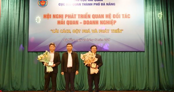 Cảng Đà Nẵng – Tập thể tiêu biểu về phát triển quan hệ đối tác hải quan – doanh nghiệp giai đoạn 2014 – 2024