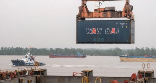 Vietnam shipping giant sees revenue tripling in Trump tariff era