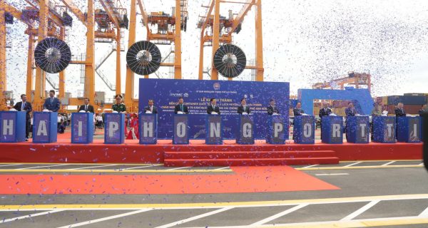 Tổng công ty Hàng hải Việt Nam và Cảng Hải Phòng chính thức khánh thành cảng container quốc tế số 3 và số 4 Lạch Huyện