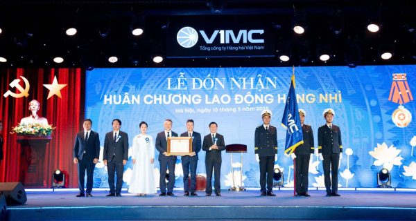 VIMC tổ chức lễ kỷ niệm 30 năm thành lập và đón nhận Huân chương Lao động hạng Nhì