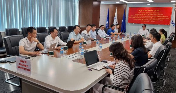 Đảng ủy Tổng công ty Hàng hải Việt Nam tham dự Hội nghị toàn quốc quán triệt, triển khai thực hiện Nghị quyết 66-NQ/TW và Nghị quyết 68-NQ/TW của Bộ Chính trị