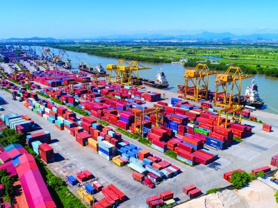 Nâng tầm logistics để làm “bệ đỡ” cho xuất khẩu