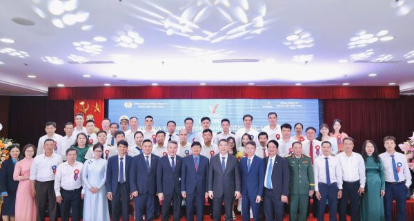 Hội nghị Thi đua Yêu nước lần thứ V: Tiếp lửa hành trình vươn xa