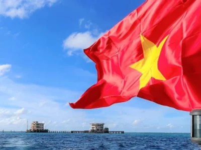 Giữ vững nền tảng tư tưởng của Đảng trong môi trường tàu viễn dương