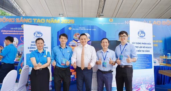 Mang sắc màu Hàng hải đến với Triển lãm “Hành trình sáng tạo – Khát vọng vươn mình”
