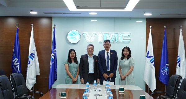 Người giữ mạch máu cảng biển ở độ cao 30 mét