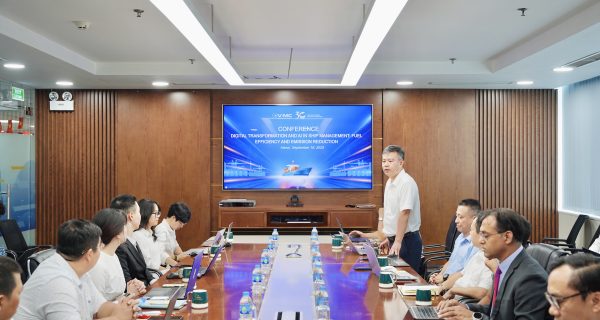 VIMC tổ chức hội thảo về ứng dụng chuyển đổi số và trí tuệ nhân tạo trong công tác quản lý tàu