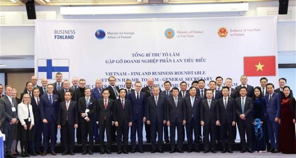 Tổng Bí thư Tô Lâm gặp một số doanh nghiệp tiêu biểu của Phần Lan