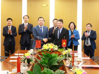 VIMC và Tập đoàn Cảng Vịnh Bắc Bộ ký kết hợp tác chiến lược, thúc đẩy kết nối cảng biển và logistics Việt Nam – Trung Quốc