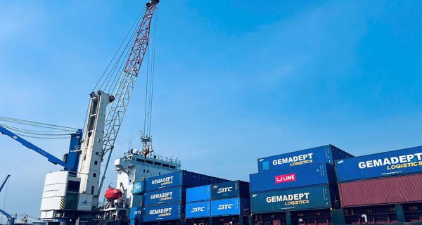 [VIMC 40 ngày thần tốc] Cảng Nghệ Tĩnh căng buồm vượt sóng, bứt tốc về đích