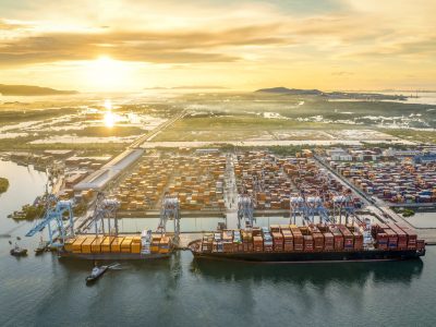Khi hai cụm cảng container Việt Nam cùng chung tốp 20 thế giới về hiệu suất
