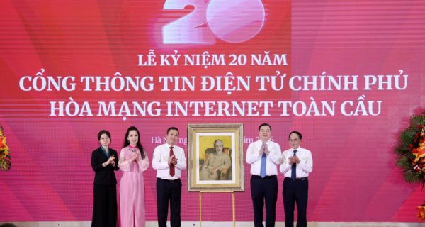 Cổng TTĐT Chính phủ: Hai thập kỷ kiến tạo niềm tin, kết nối Chính phủ với người dân